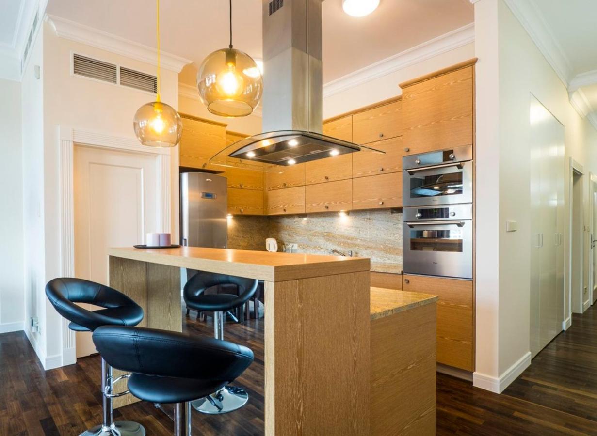 Majestic Residence -150M2 With Iconic Market Square View As Home Apartamenty R506 Breslau Exterior foto